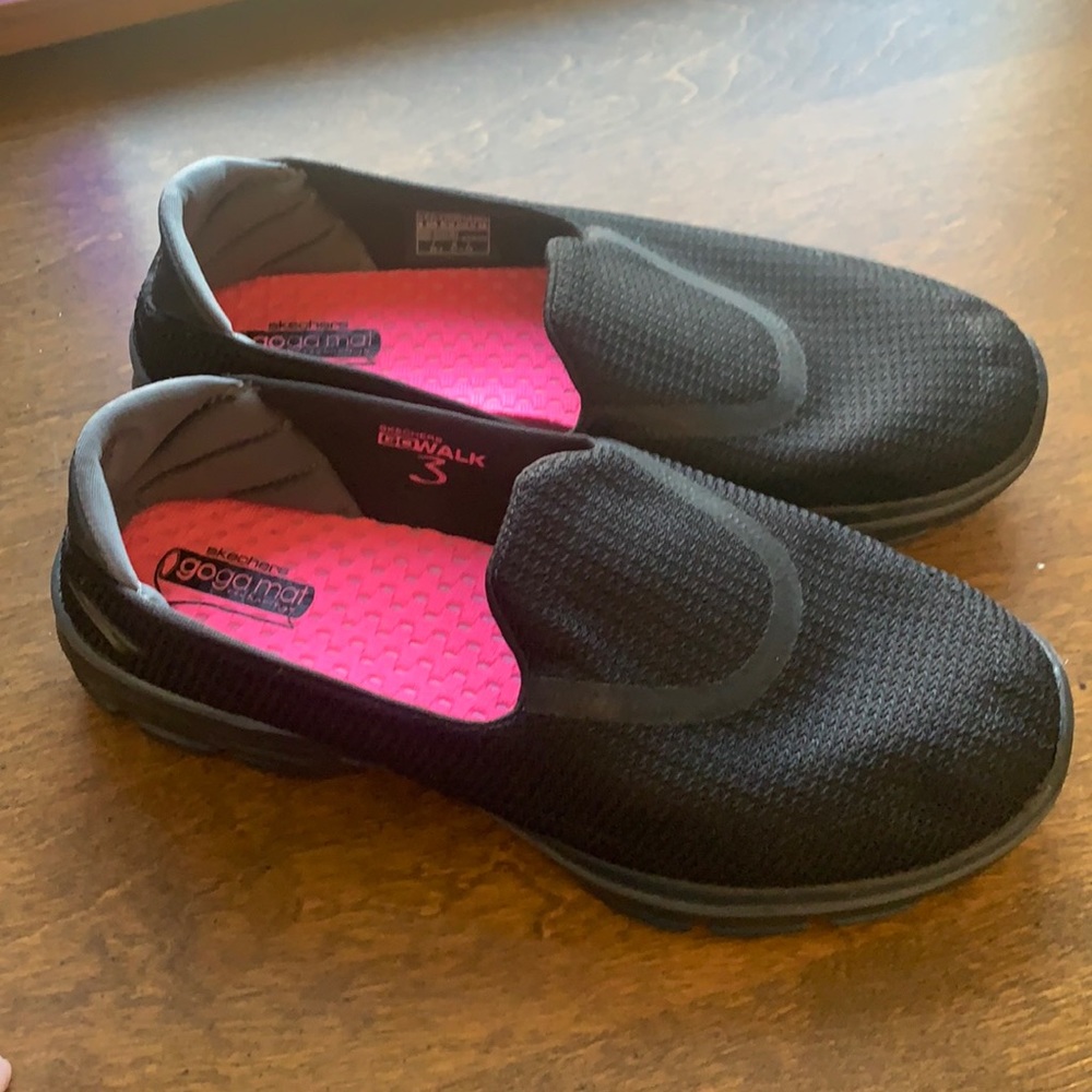 Sketchers GoWalk 3 Goga Mat shoes 8.5